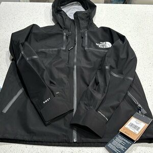 NWT North Face Remastered Mountin jacket